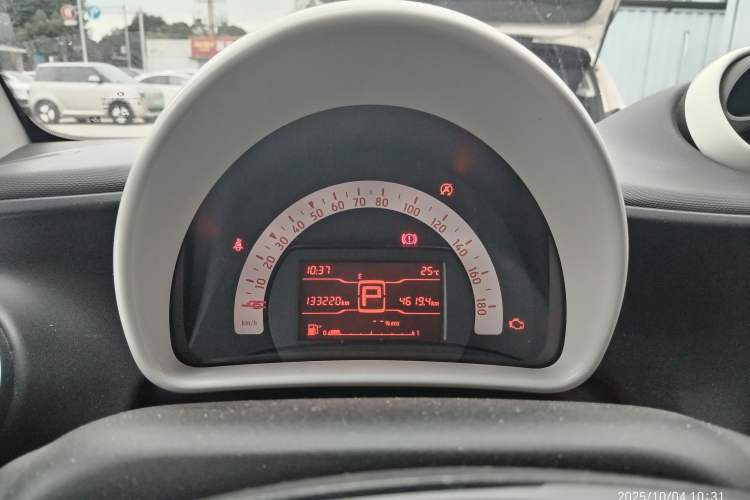 Used smart fortwo 2018 1.0L 52kW Hardtop Dynamic Version China V
