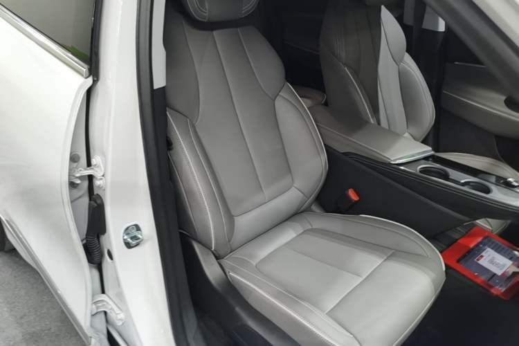 Used Buick E5 2025 Model 620KM Prestige Edition
