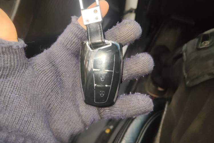 Used Hyundai Santa Fe 2013 2.4L Automatic 4x4 Prestige Edition
