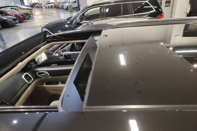 Used Jeep Grand Cherokee (Import) 2020 3.0L Elite Navigation Edition
