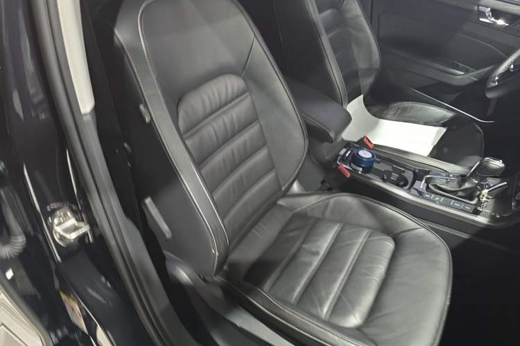 Used Volkswagen Passat 2017 330TSI DSG Luxury Edition
