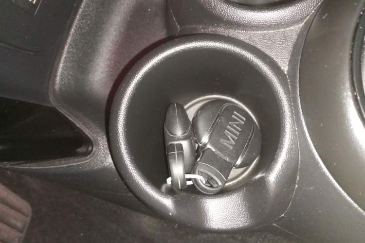 Used MINI MINI 2022 1.5T COOPER Classic Edition