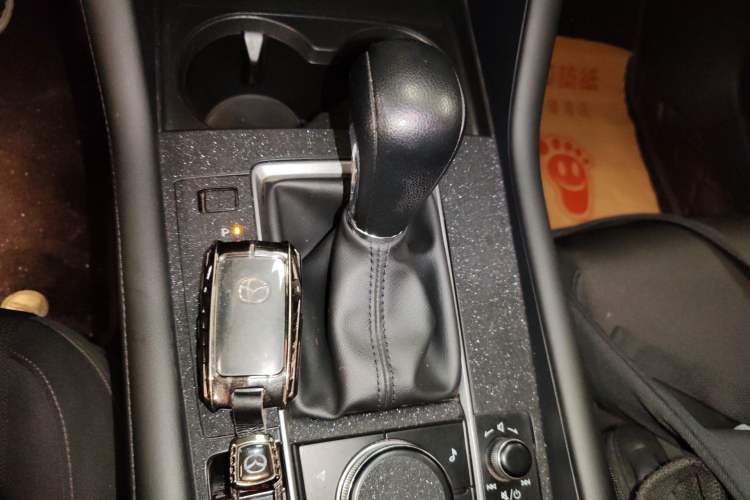 Used Mazda 3 Axela 2020 1.5L Automatic ZhiMei Edition Gear Lever