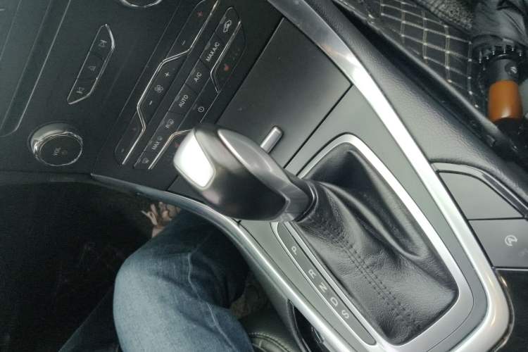 Used Ford Edge 2018 EcoBoost 245 Two-Wheel-Drive Titanium 7-Seater China V Standard