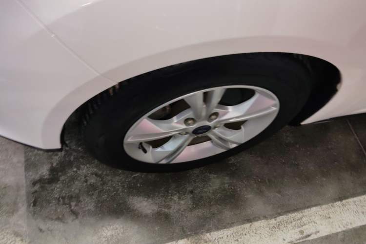 Used Ford Focus 2017 Hatchback 1.6L Automatic Comfort Plus SmartDrive Edition
