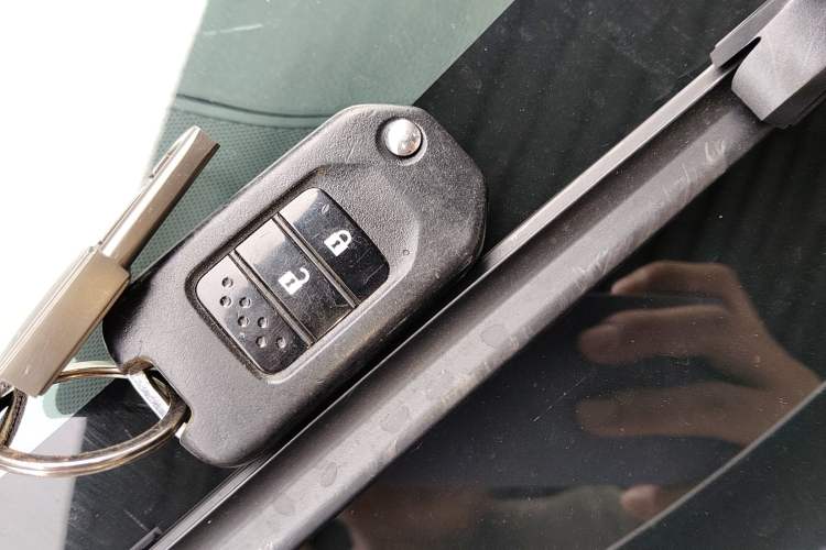 Used Honda Vezel 2015 1.5L CVT two-wheel drive Comfort trim