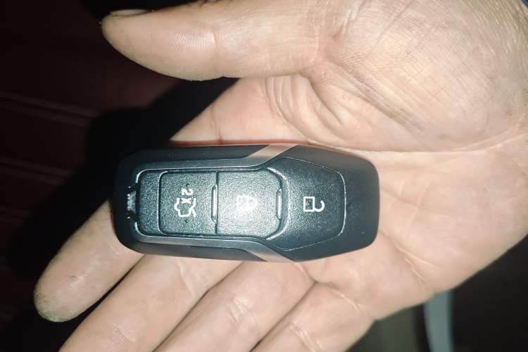 Used Ford Edge 2015 2.0T GTDi Two-Wheel-Drive Elite Edition
