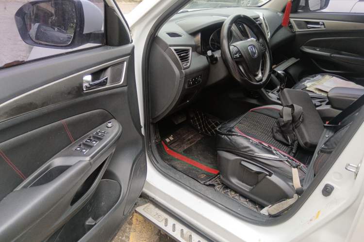 Used CHANGAN CS75 2016 1.8T Automatic Elite Model China V Standard
