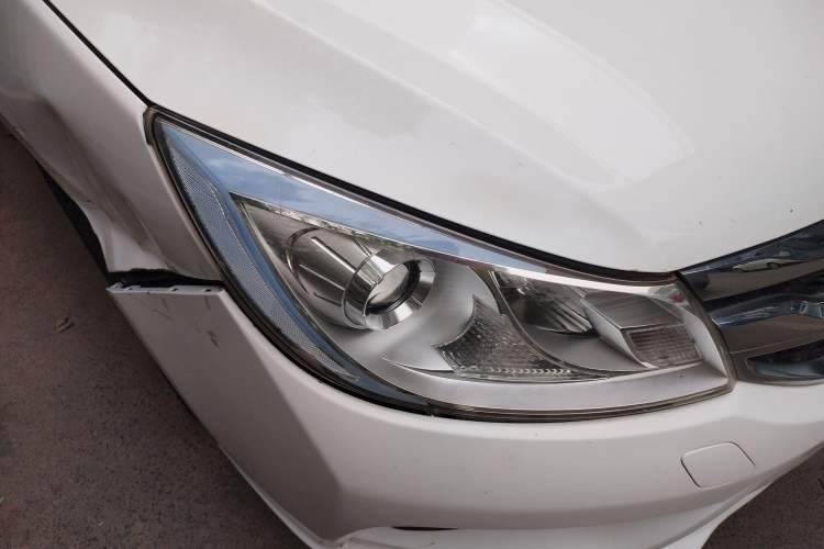 Used BYD Surui 2015 Revised Version 1.5L Manual Luxury Edition
