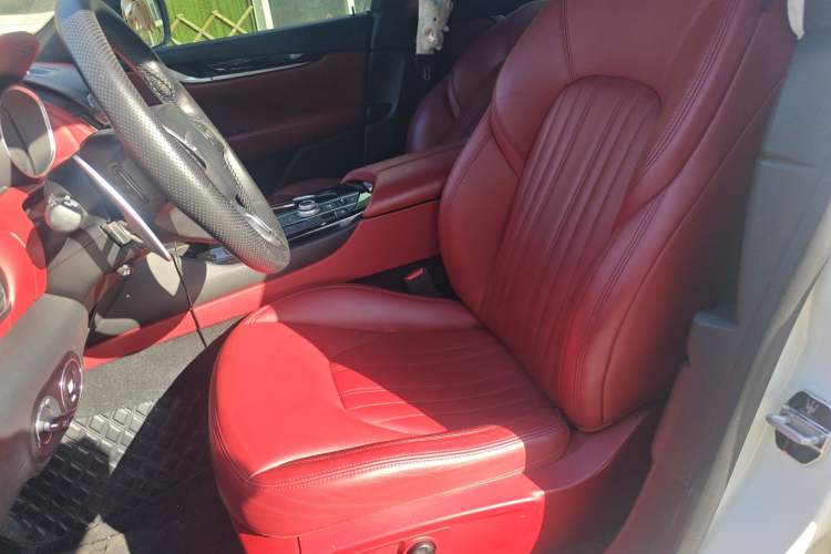 Used Maserati Levante 2018 3.0T Standard Edition Left Front Seat