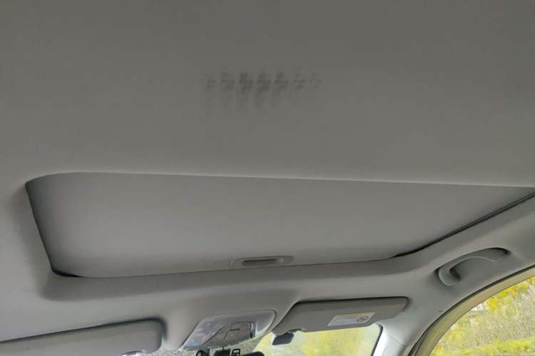 Used GAC Trumpchi GS4 2015 200T Manual Elite Edition Headliner