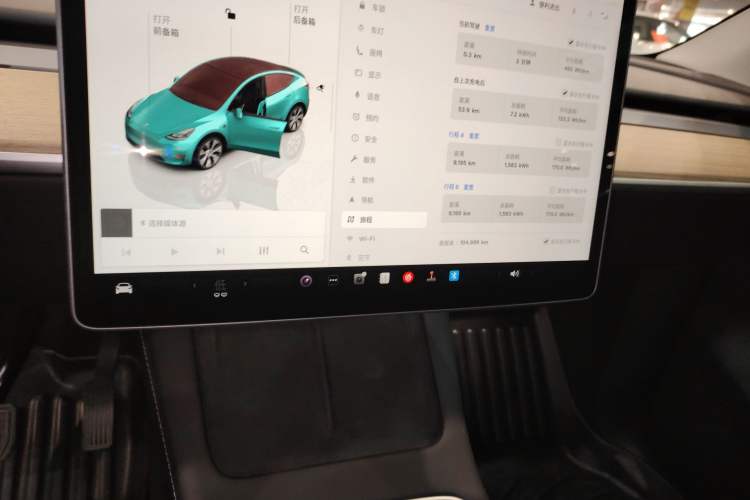 Used Tesla Model Y 2022 Long-Range All-Wheel-Drive Version Audio And AC Panel