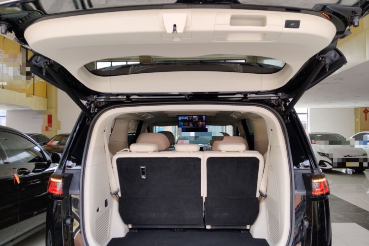 Used VOYAH Dream 2025 PHEV Four-Wheel Drive Prestige Kunpeng Edition
