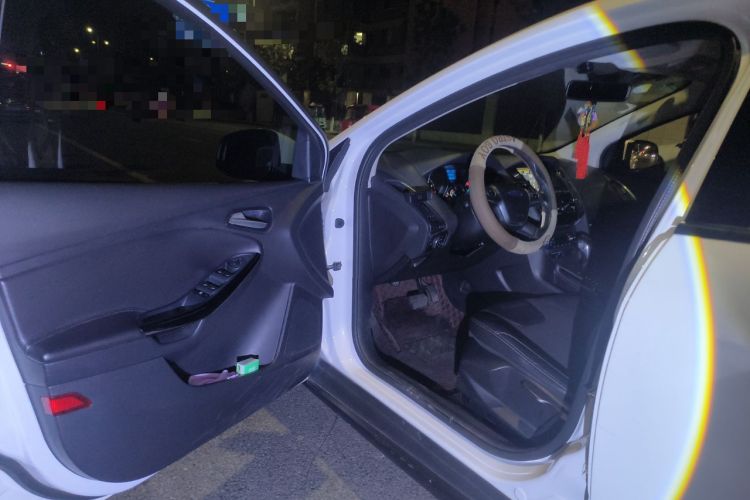 Used Ford Focus 2012 Sedan 1.6L Automatic Comfort Model