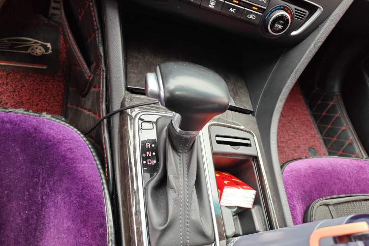 Used Kia K5 2016 1.6T Automatic LUX
