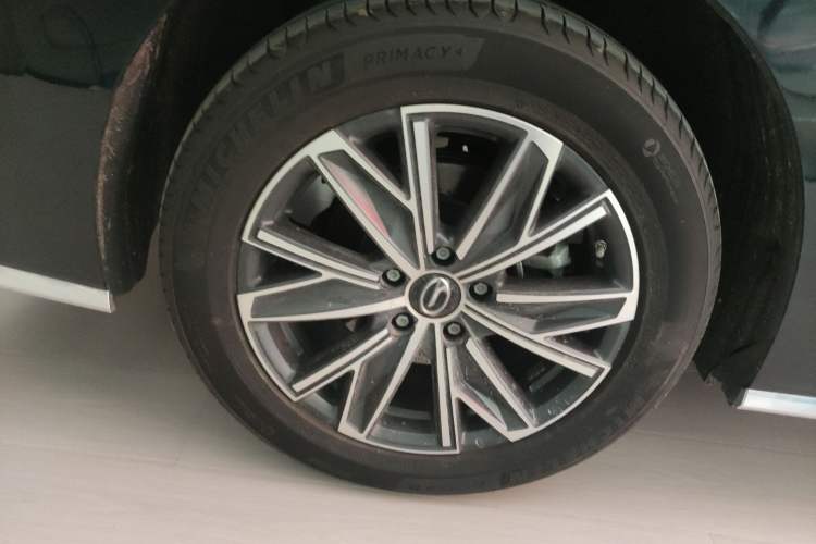 Used GAC Trumpchi M8 2024 Master Series 400T Ultimate Edition Right Rear Wheel Hub