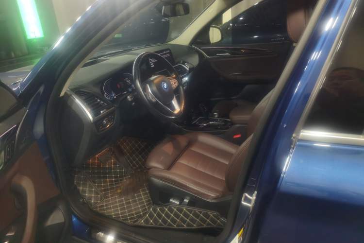 Used BMW iX3 2021 Leading Model
