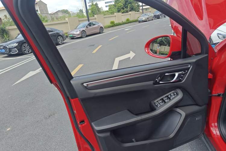 Used Porsche Macan 2018 Macan 2.0T