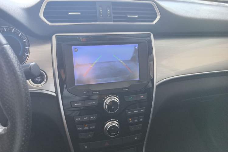Used Haval H2 2014 1.5T Manual Two-Wheel Drive Prestige Edition
