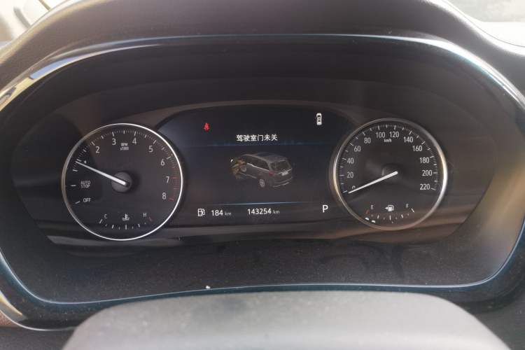 Used Buick GL8 2020 Land Cruiser Executive Class 652T Comfort Model
