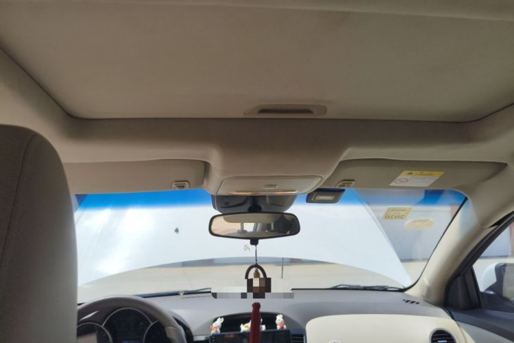 Used Chevrolet Cruze 2015 1.5L Classic SE AT Headliner