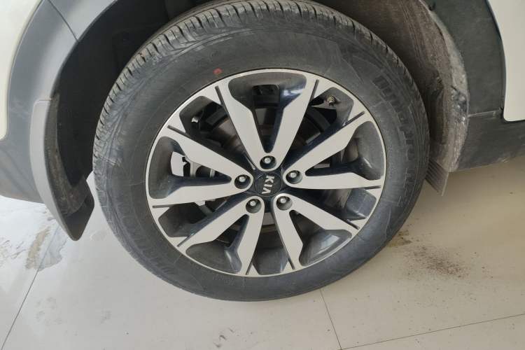Used Kia KX5 2017 1.6T Automatic Two-Wheel Drive 15th Anniversary Special Edition DLX Right Rear Wheel Hub