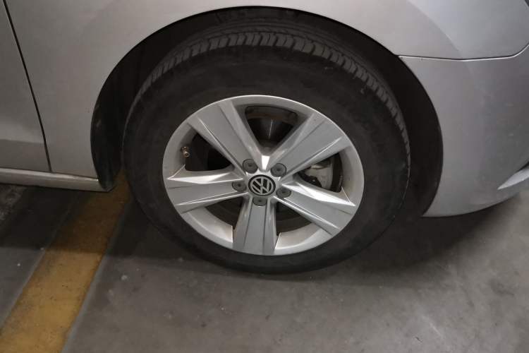 Used Volkswagen Jetta 2013 1.6L Manual Luxury Model