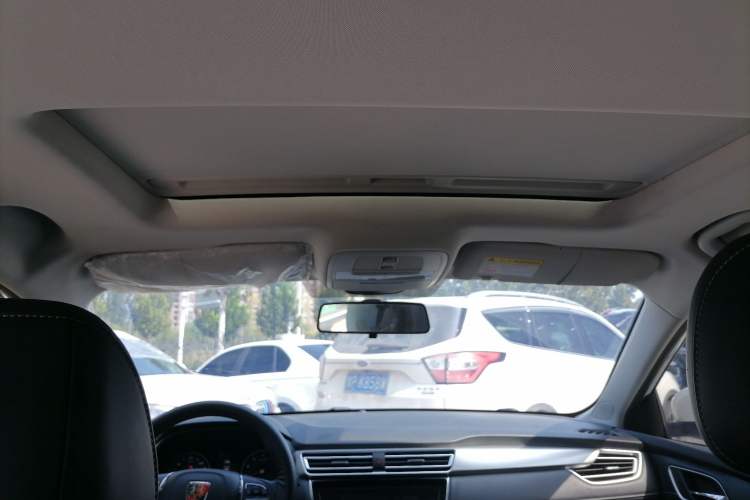 Used Roewe i5 2019 1.5L Manual 4G Connect Leehao Flagship Edition