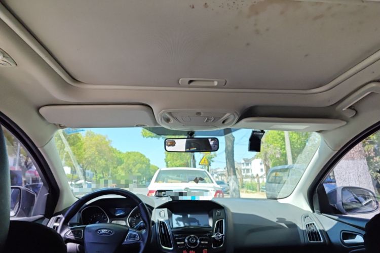 Used Ford Focus 2015 Hatchback 1.6L Automatic Fashion Edition Headliner