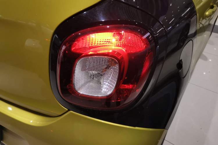 Used smart forfour 2016 1.0L 52 kW Passion Edition
