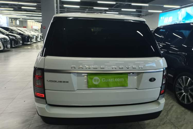 Used Land Rover Range Rover 2016 3.0 SC V6 Vogue SE Long-Wheelbase Edition
