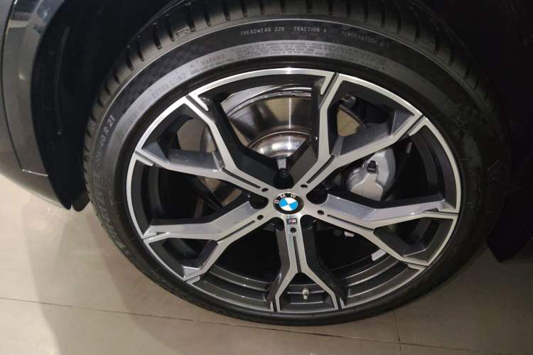 Used BMW X5 2023 xDrive 30Li Luxury M Sport Night Edition Package