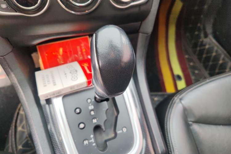 Used Citroen C4L 2014 1.6THP Intelligent Drive Automatic Dynamic Model Gear Lever