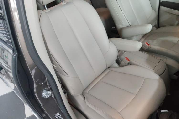 Used Buick GL8 2020 Land Business Class 652T Premium Model
