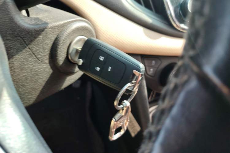 Used Chevrolet Monza 2022 320 Automatic Enjoyment Sunroof Version
