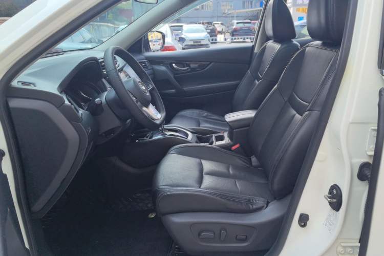 Used Nissan X-Trail 2019 2.0L CVT Smart Connect Comfort Edition 2WD