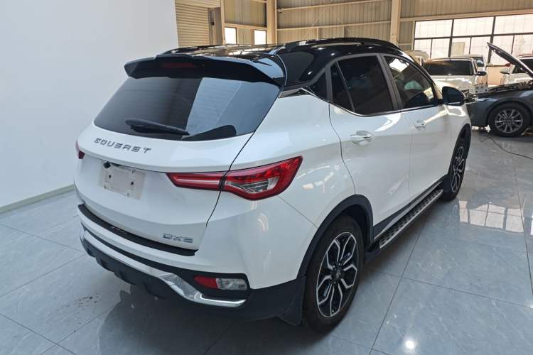 Used Soueast DX5 2021 1.5L Manual Deluxe Upgrade Version
