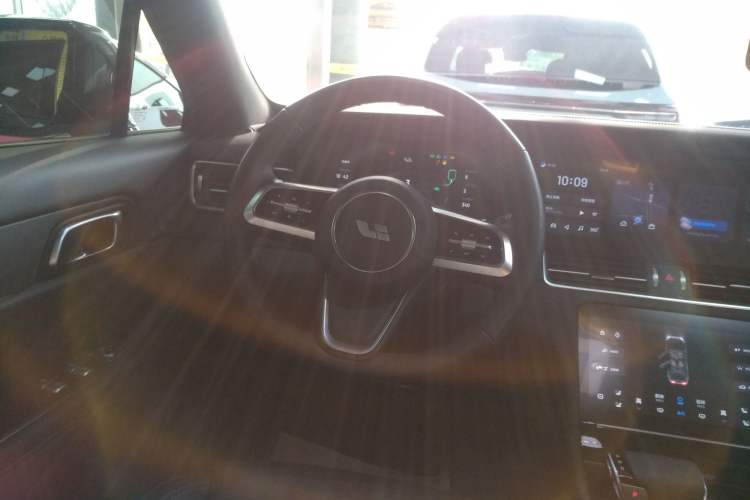 Used Li Auto ONE 2021 Extended-Range 6-Seater Version Steering Wheel