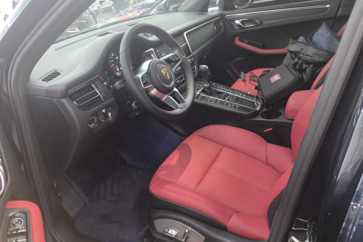 Used Porsche Macan 2021 Macan 2.0T
