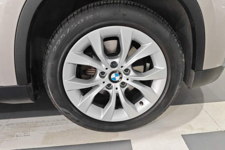 Used BMW X1 2013 sDrive18i Fashion Model

