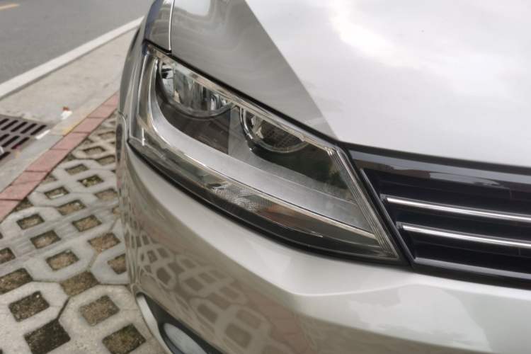 Used Volkswagen Sagitar 2014 Revised Version 1.6L Automatic Comfort Edition
