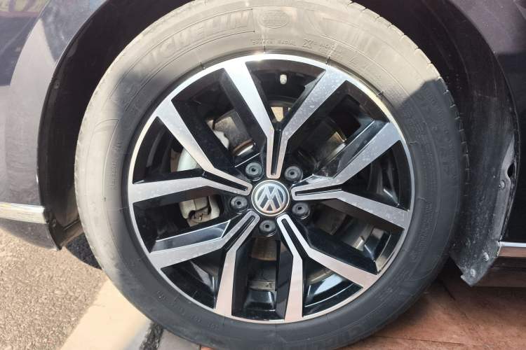 Used Volkswagen Magotan 2020 330TSI DSG Leading Model
