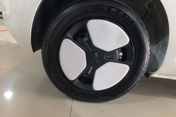 Used CHANGAN NEVO Lumin 2024 130km Qingyue Version Right Rear Wheel Hub