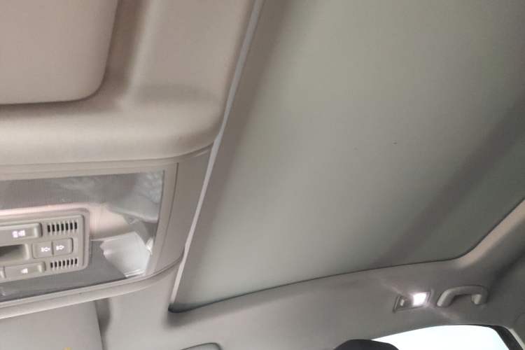 Used Volkswagen Passat 2019 330TSI Luxury Edition China VI Standard
