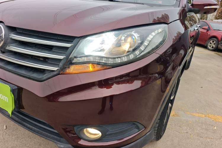 Used Dongfeng Fengon 580 2017 Revised Version 1.5T CVT Luxury Edition Left Front Headlight