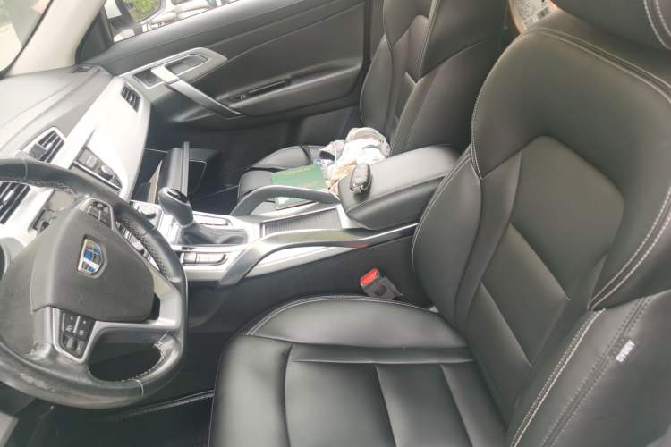 Used Geely Auto Emgrand X7 Sport 2016 1.8TD Automatic Smart Connectivity Version Left Front Seat