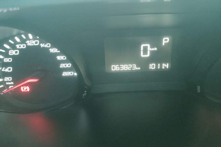 Used Peugeot 308 2016 1.6L Automatic Luxury Edition Odometer Close Up