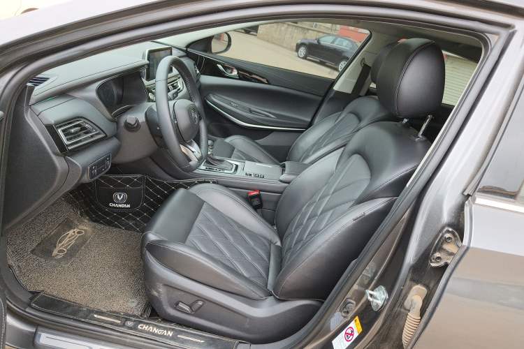 Used CHANGAN Ruicheng CC 2022 Blue Whale Edition 1.5T DCT Luxury Model Left Front Seat