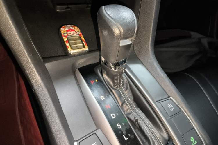 Used Honda Civic 2021 HATCHBACK 220TURBO CVT New Trendsetter