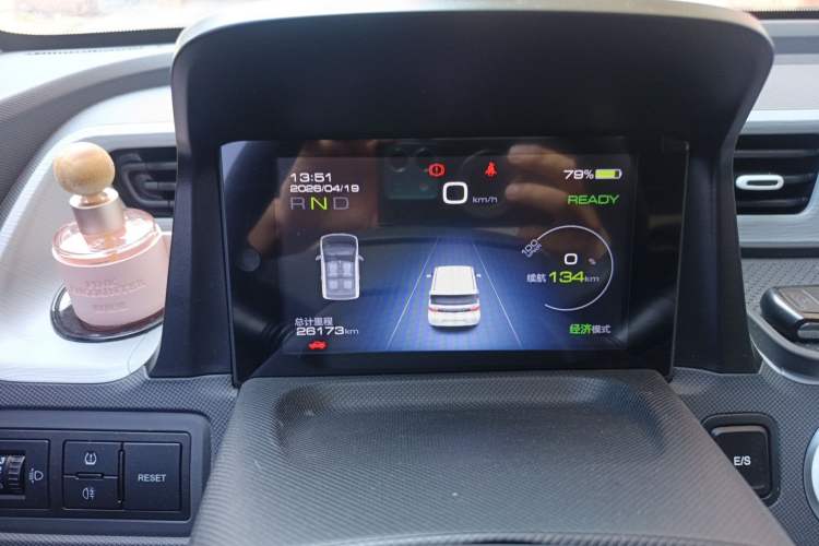 Used Wuling Hongguang MINIEV 2022 Macaron Premium Model – Lithium Iron Phosphate